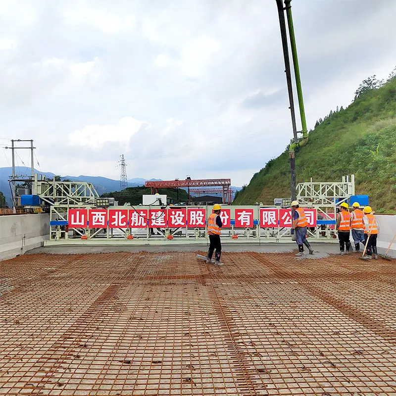 Large Three-roller Concrete Paver Bridge Tunnel Road Surface Vibration Beam Spiral Exhaust Integrated Machine — image 3