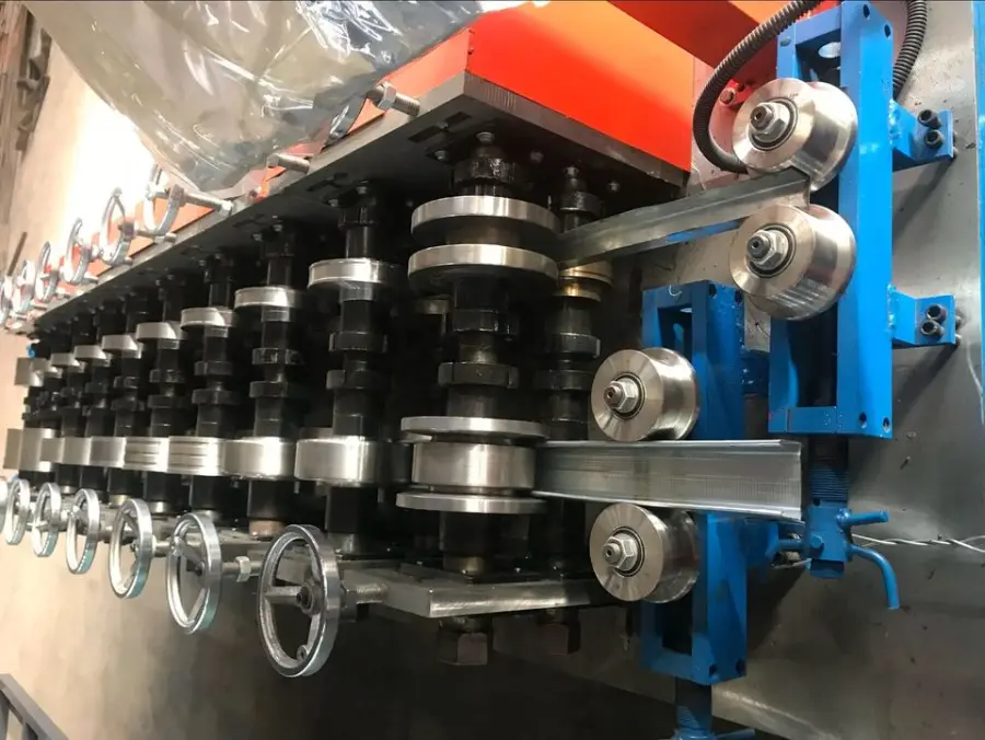 Fully Automatic Galvanized Steel Light Keel Metal Cold Roll Forming Machine Used PLC Stud Light C U Channel Drywall Steel Frame — image 5