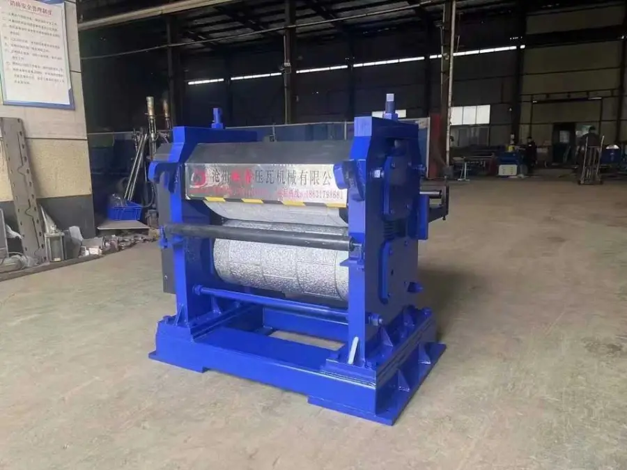 Pu Decorative Exterior Interior Roof Wall Sandwich Panels Machine Make Panels Roll Forming Machine — image 3