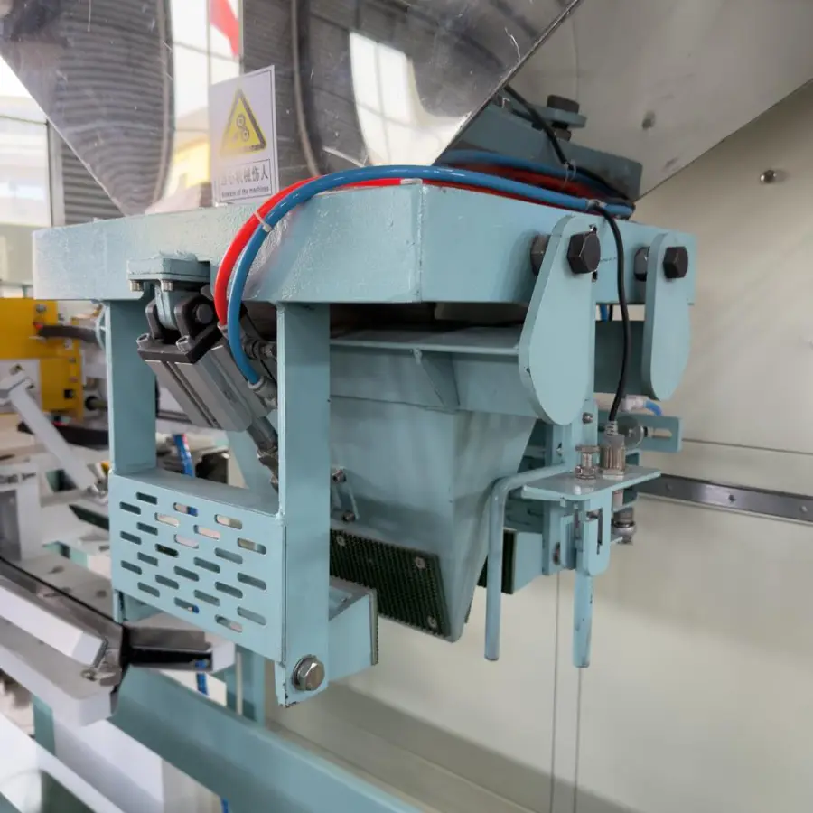 Quartz Sand Packaging Machine 25KG 50KG Semi-Automatic Plastic Pouch Quantitative Filling Sealing Paper Material for Granule — image 4