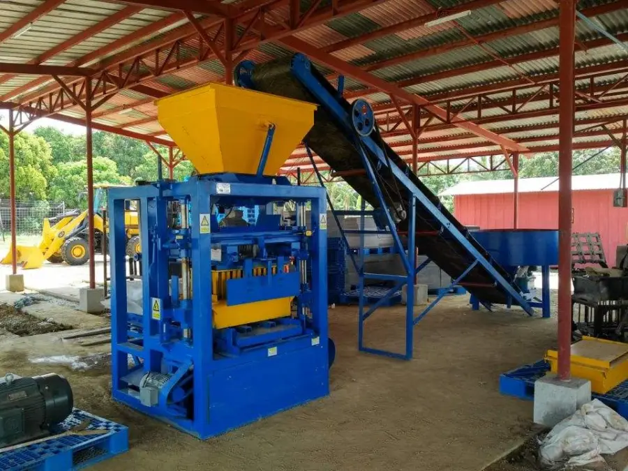 Donyue QT4-24 Semi-Automatic Concrete Hollow Block Making Machine with 220V/380V Motor Easy Operation — image 5