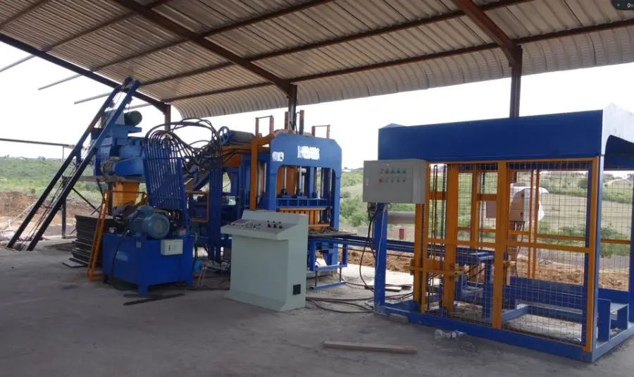 Automatic Industrial Fly Ash Brick Making Machine Hydraulic Pressure Diesel-Powered for Manufacturing Plants Available for Sale — image 7