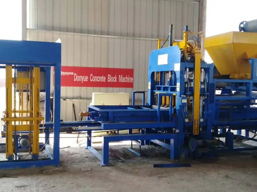 High Capacity Donyue QT4a-15 Crushed Stone Fly Ash Hollow Brick Making Machinery in India — image 5
