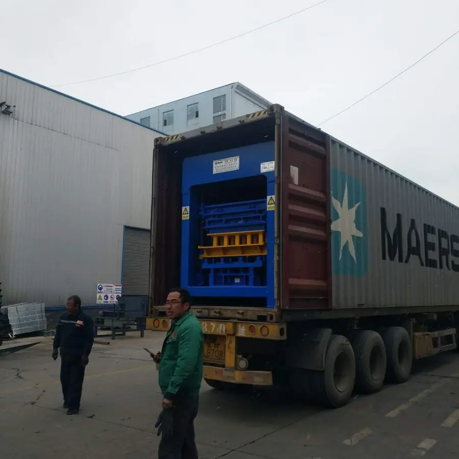 Brick Loading and Unloading Machine Full Auto Hydraulic Cement Solid Brick Making Machine — image 5