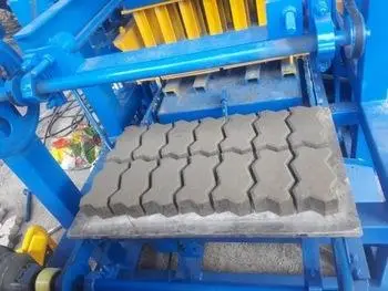 Quality and Price All Good QT 6A-15 Automatic Hydraulic Cement Hollow Block Making Machine with Good Price — image 6