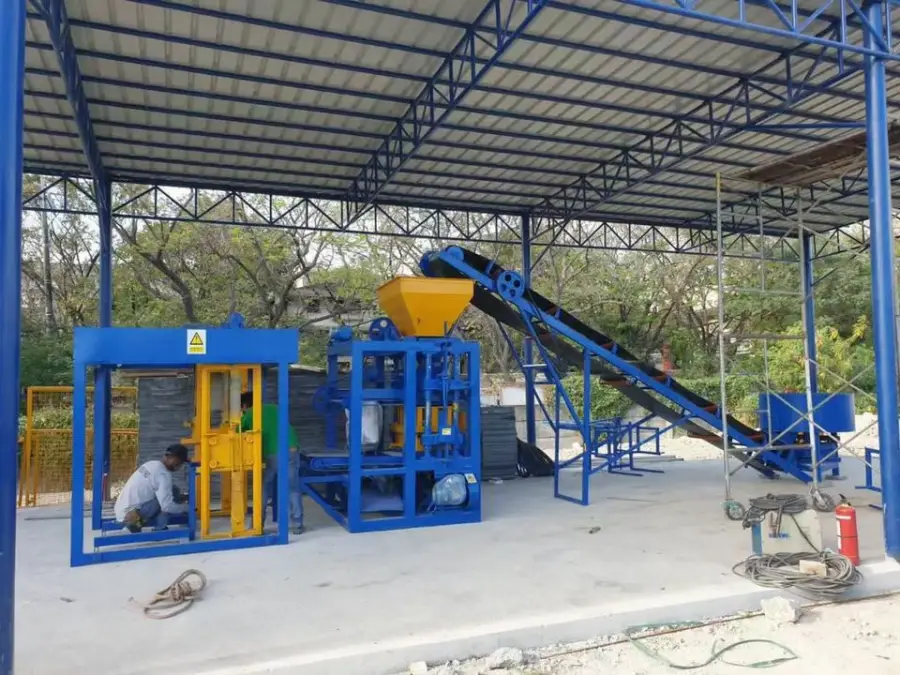Cheap Qt4 - 24 Semi Automatic Hollow Block Making Machine Interlocking Cement Brick Making Machinery — image 6