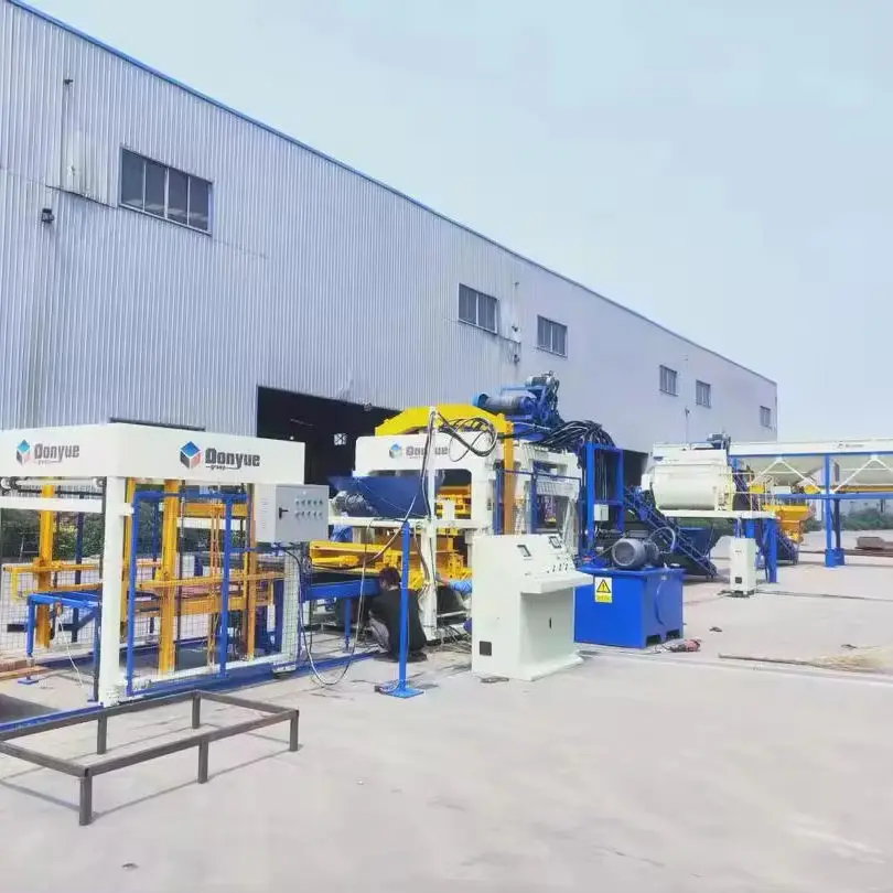 Hollow Concrete Qt10-15 Brick Making Machine Automatic Hydraulic Interlocking Concrete Block Machine — view 1