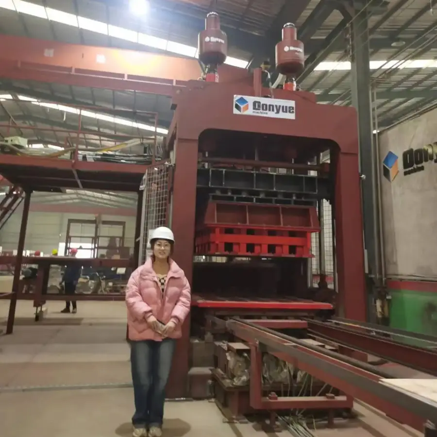 QT18-15 Fully Automatic Concrete Block Making Machine High Capacity Cement Brick Production Line Industrial Hydraulic Machinery — image 3