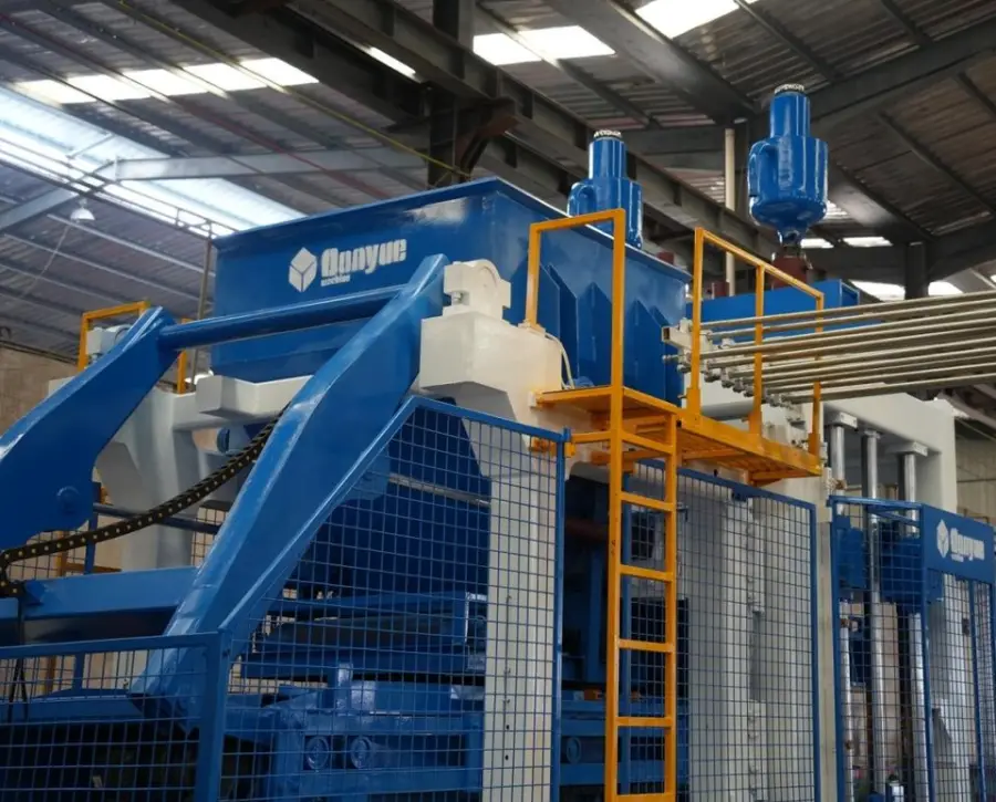 Dongyue QT18-15 Fully Automatic Concrete Hollow Paving Block Making Machine With Curing System for Production Line — image 6