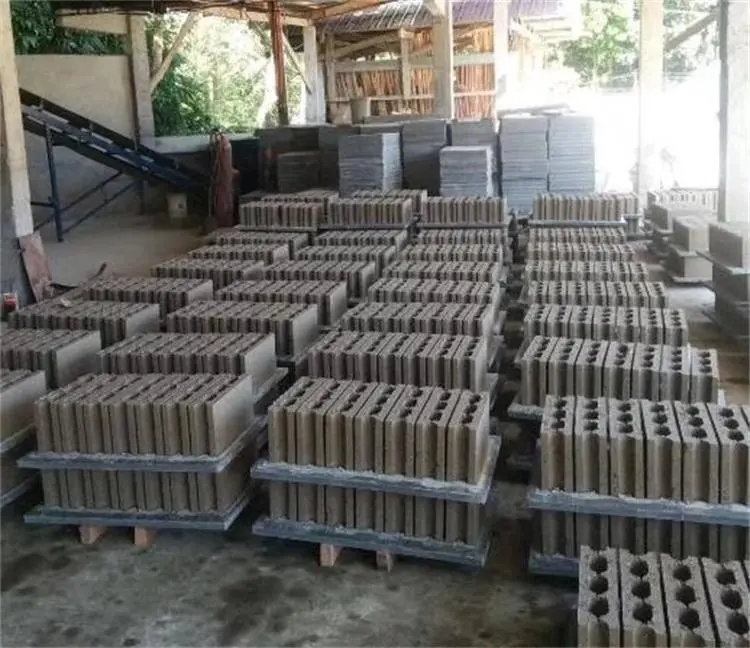 Automatic QT4-15 Interlocking Block Machines Construction Machinery Equipment Top Money Making Businesses — image 4