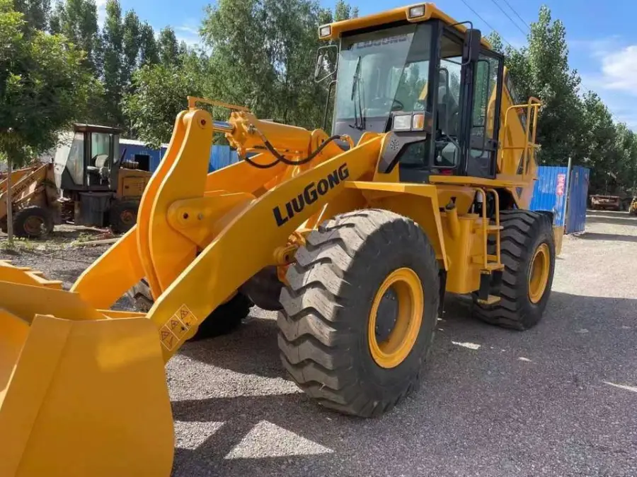 Manufacturer Mini Loader 4WD Tractor with Front End Loader and Backhoe Mini Tractors Yellow Green UNIQUE Training Long Power ISO — image 6