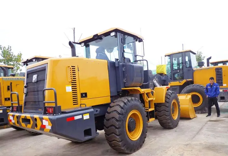Manufacturer Mini Loader 4WD Tractor with Front End Loader and Backhoe Mini Tractors Yellow Green UNIQUE Training Long Power ISO — image 7