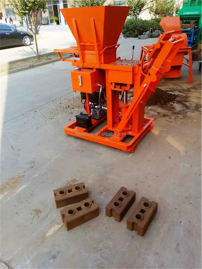 Heavy Duty Economical Hydraulic Pressure Clay Soil Brick Machinery Popular in Africa — image 4