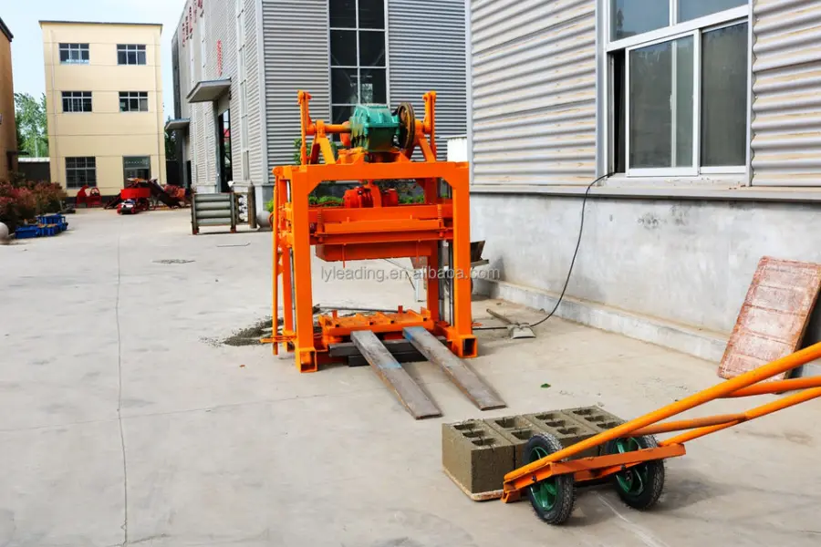 QT4-40A Manual Paving Block Making Machines Block Machine Manual Manual Concrete Hollow Block Mold Tanzania — image 5