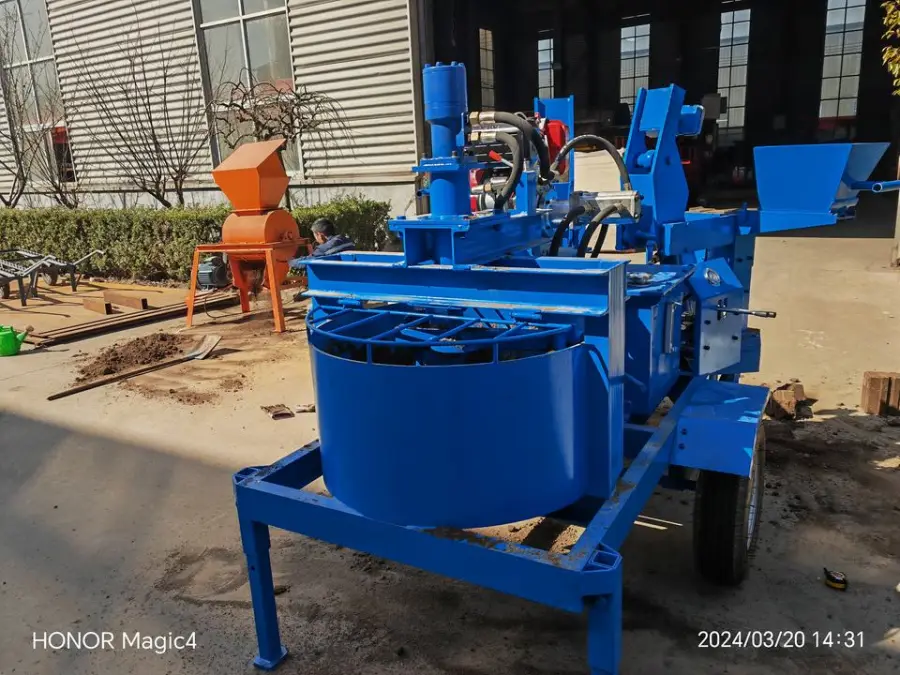 Hydraulic Interlocking Block Making Machine with Engine and Gear Easy to Operate 380V/220V — image 4