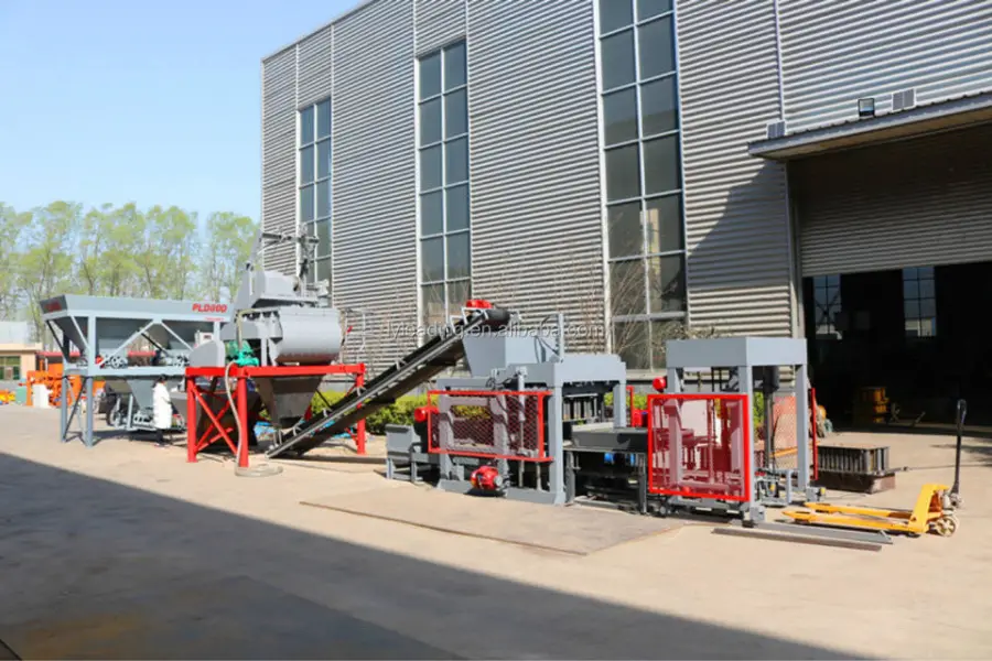 QT4-18 Cement Block Making Machine Efficient Brick Machinery for Sale in Ethiopia — image 3