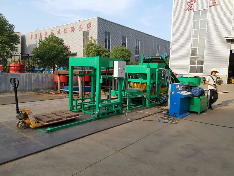 QTJ4-18 Fully Automatic Block Production Line Hydraulic Concrete Paver Block Machine Cement Hollow Brick Machine Price — image 6