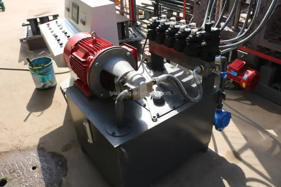 QTJ4-18 Fully Automatic Cement Brick Paving Stone Maker Production Mold Manufacturer's Brick Making Machine — image 6