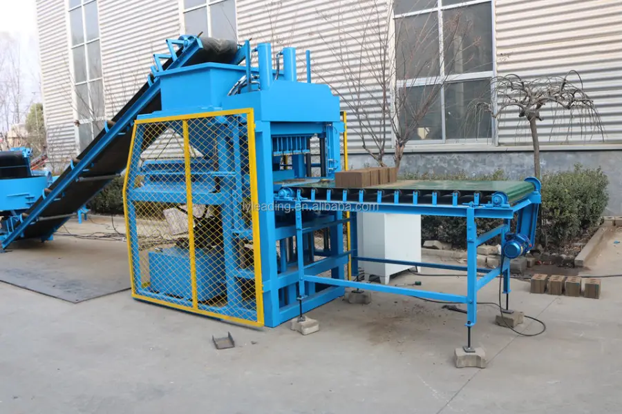 Hydraulic Press Fully Automatic Earth Interlocking Brick Making Machine on Sale — image 3