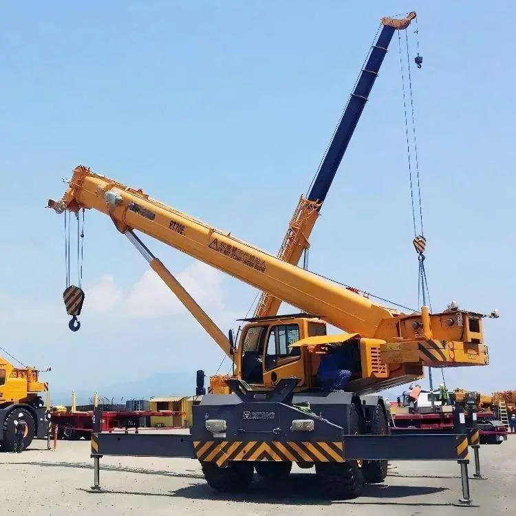 Off Road XCR120 120 Ton Lattice Boom Rough Terrain Crane Truck — image 7