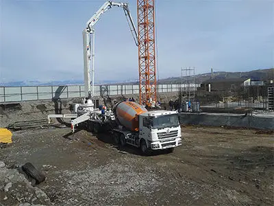 Popular Zoomlion 56X-6RZ 56m Heavy Duty Concrete Pump Mounted Truck Cheap Price for Sale — image 5