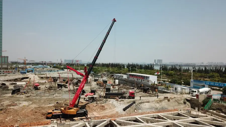 Top Brand All-terrain Crane 600T Mobile Crane SAC6000 for Sale — image 4