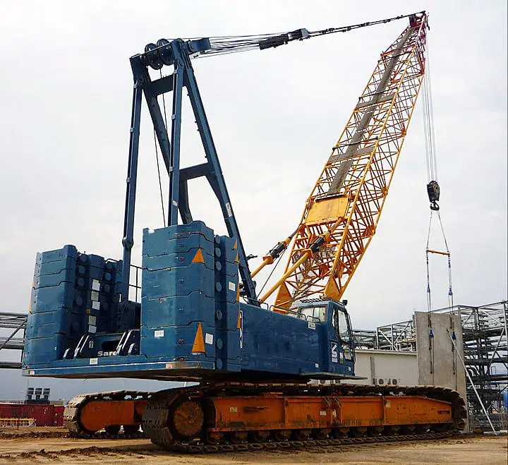 Hot Sale 150T SCI1500A Crawler Crane with Inport Engine 242kw — image 2