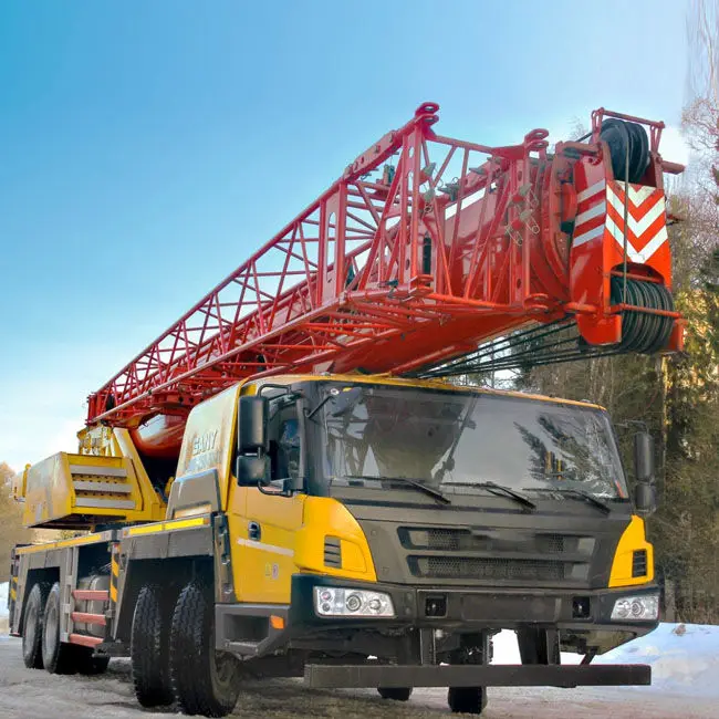 Top Brand 50ton 44.5m Truck Crane STC500T5 Mobile Crane Low Price — image 5