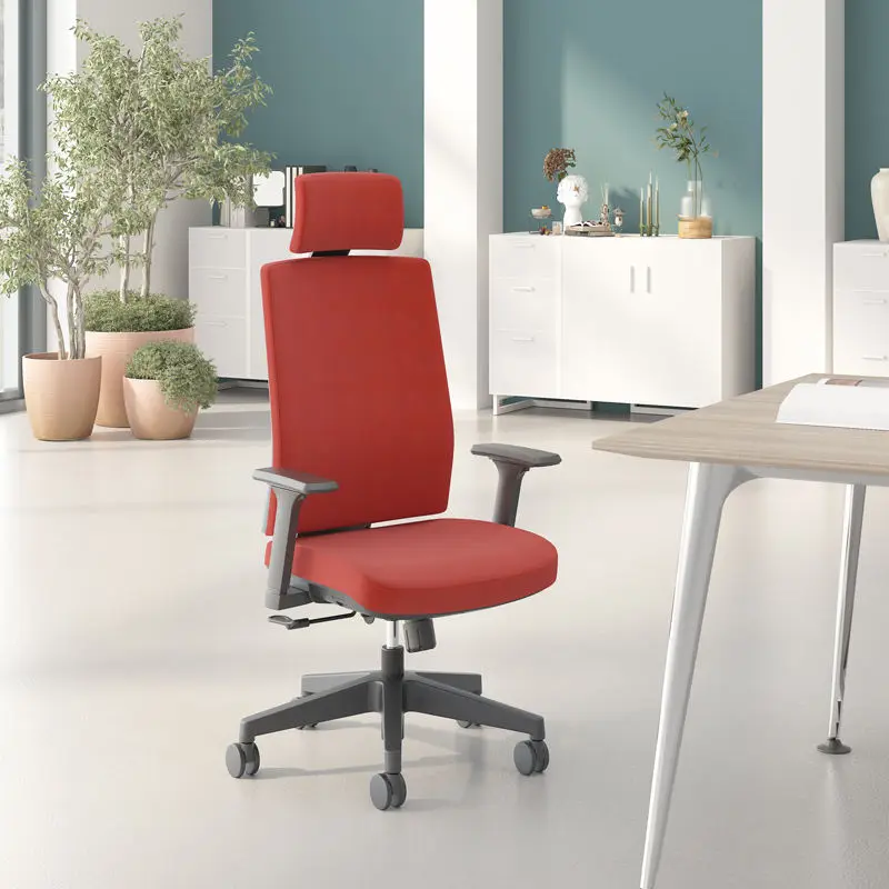 Modern Style Brown & Black PU Leather Office Chair Swivel & Revolving Guest Manager Boss Luxury Chair — view 1