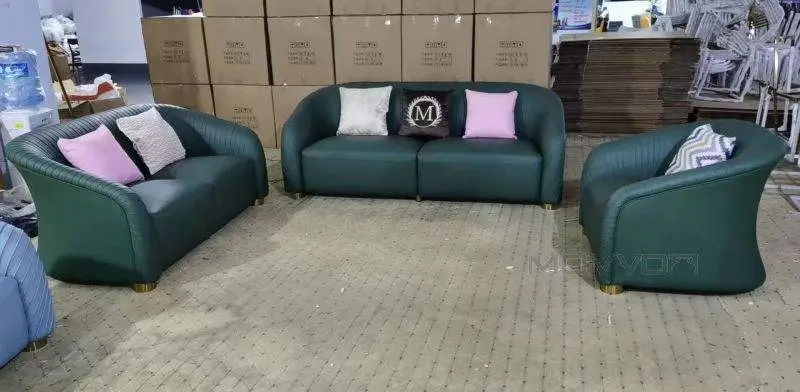 White Pleated Fabric Upholstered Sofa Modern Living Room Sofa Set — image 7