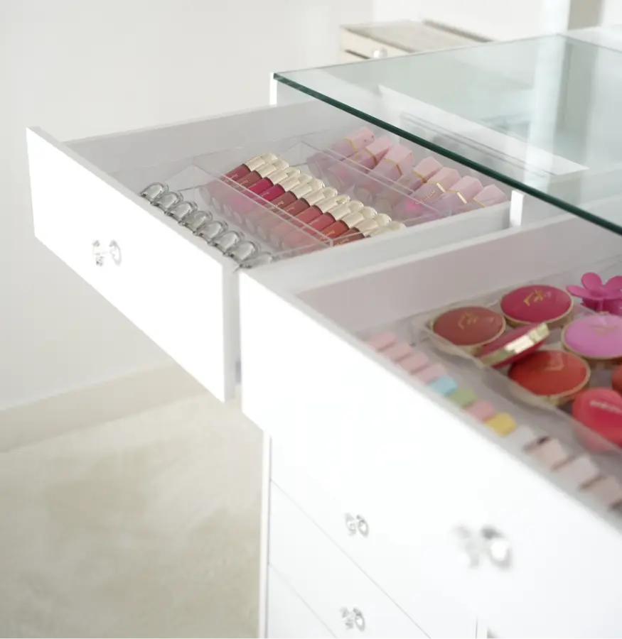 Customized Modern Luxury White Makeup Vanity with Crystal Frame LED Mirror Glass Top 9 Drawers Gold Handles for Hotel Villa — image 6