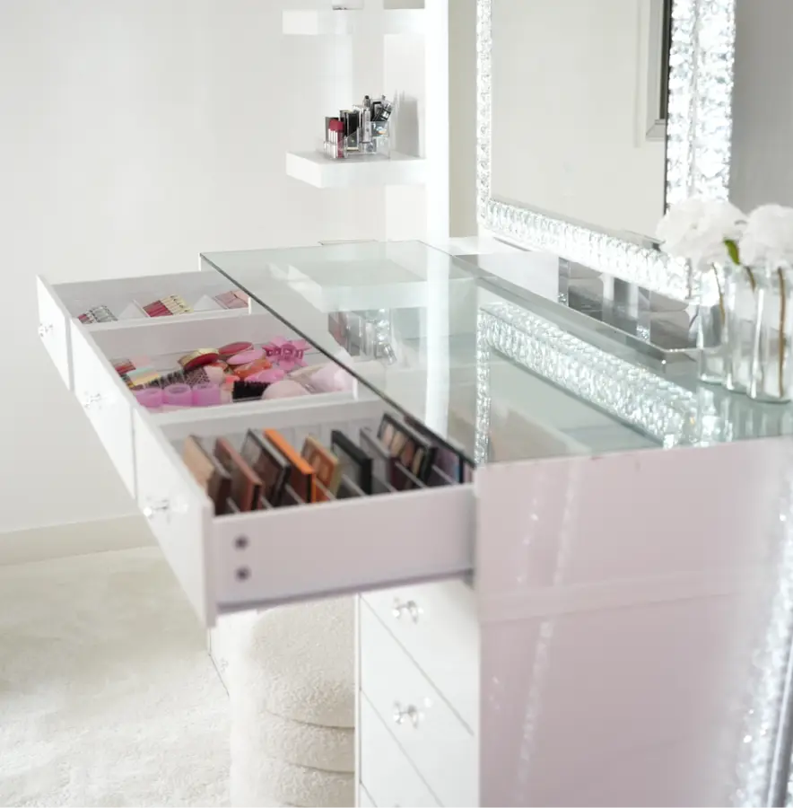 Customized Modern Luxury White Makeup Vanity with Crystal Frame LED Mirror Glass Top 9 Drawers Gold Handles for Hotel Villa — image 7