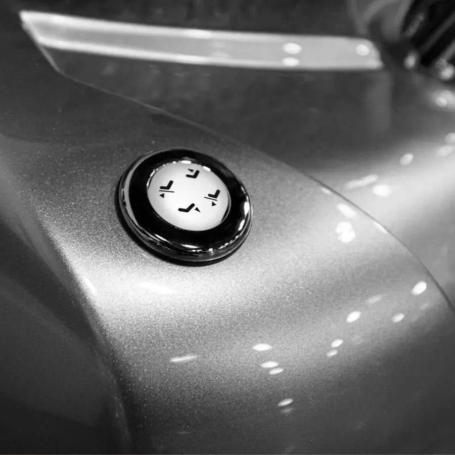 Most Popular High End Electric Spa Pedicure Manicure Chair Knead Massage Salon Pedicure Station Nail Furniture Supplier — image 6