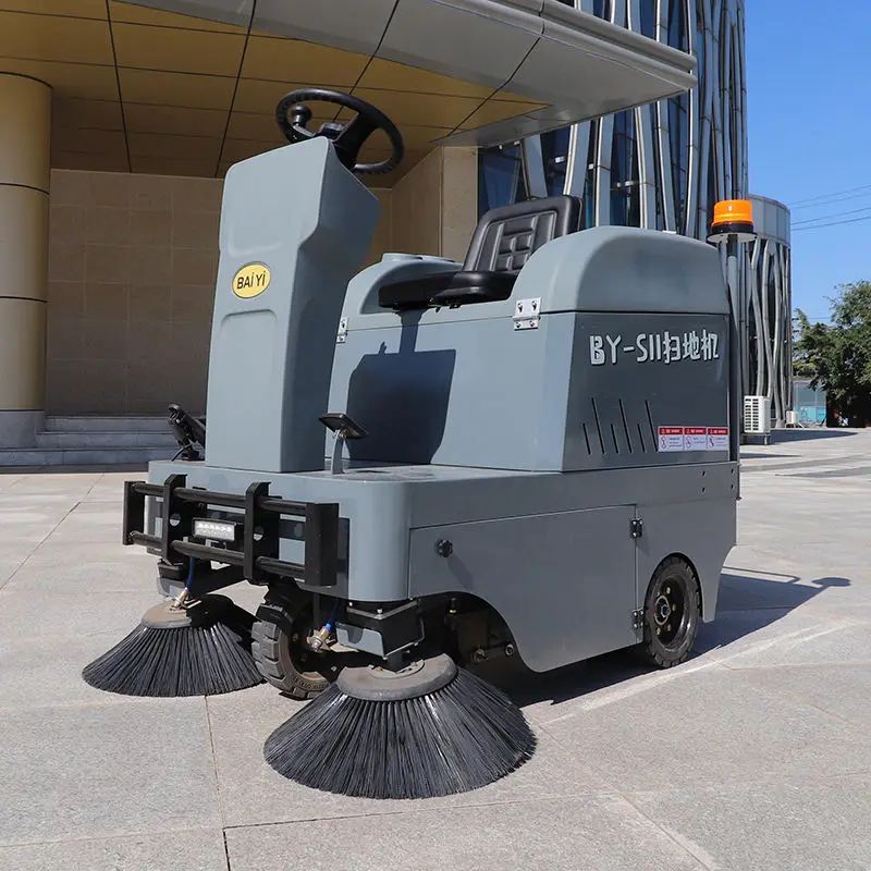 Large Area Cleaning Ride on Sweeper Commercial Automatic Floor Sweeper Machine with Vacuum System — view 1