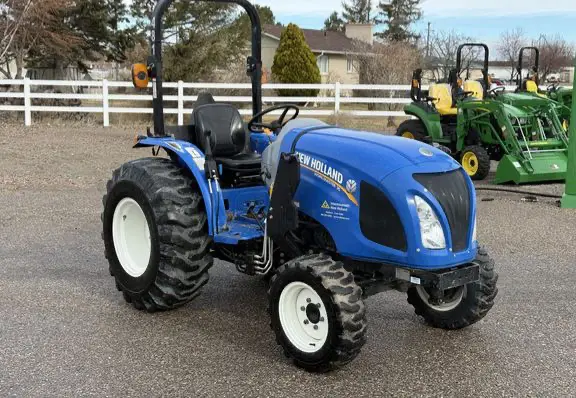 35HP Farming Machinery With Loader for Sell / New Hollands Workmaster 35 Tractor Model With Attachment — image 3