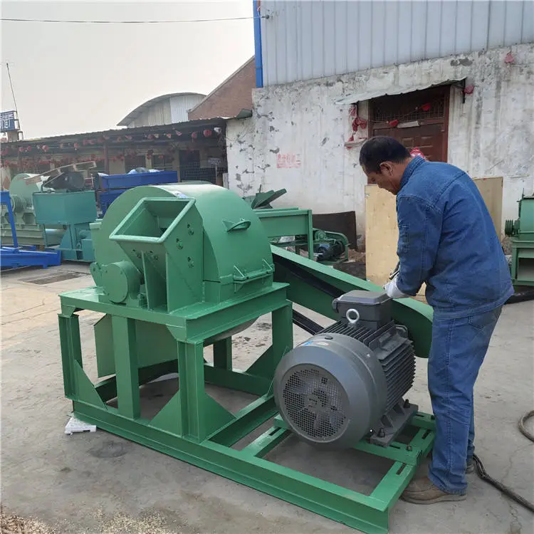 Tree Branch Forestry Corn Cob Bamboo Wood Chips Engine-Powered Processing Machine with 380V/220V/110V Voltage 1 Year Warranty — image 3