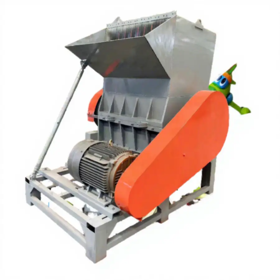 Motorized Plastic Bottle Crusher for PVC PP PE ABS Materials 7.5kW Power 220V/380V/110V Voltage Options Henan Made — view 1