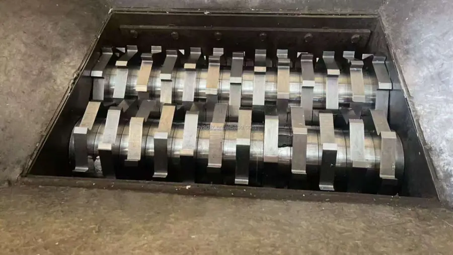 Wasted Used Pp Hdpe Lldpe Film Scrap Pvc Pipe Pet Bottle Abs Car Shredding Crushing Machine Plastic Lump Shredder — image 7