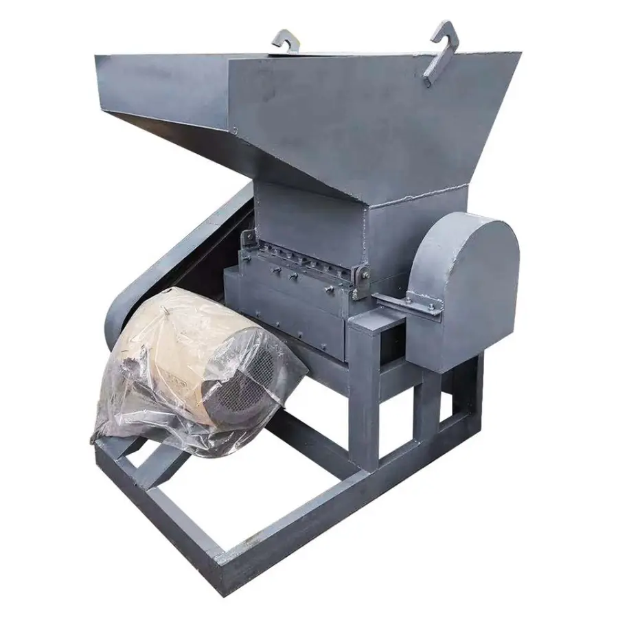 Small Size Portable Waste Plastic Crusher with Gear Pump Bearing 380V 1 Year Warranty — image 7