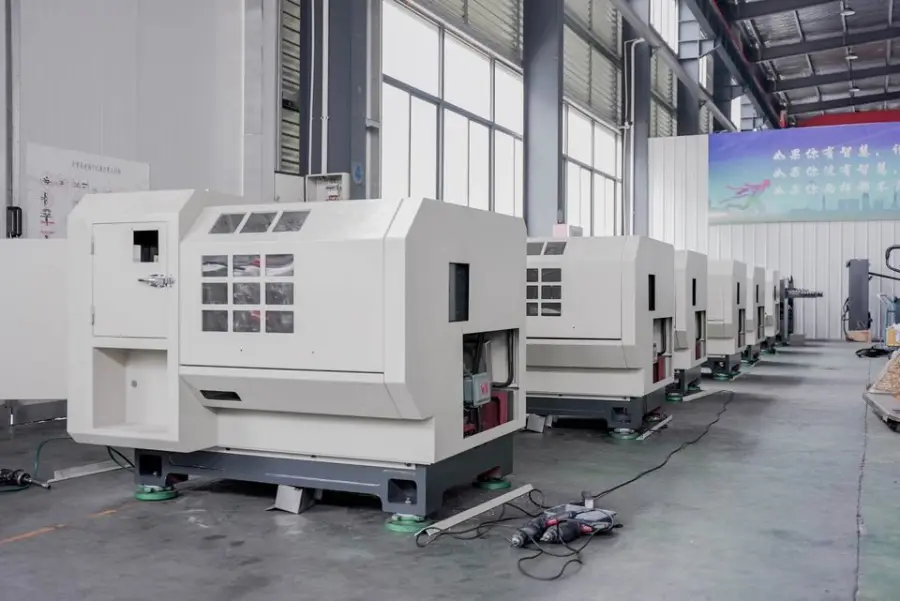 Automatic High Speed SSS X130 760pcs/min PLC-controlled Motor Nail Making Machine — image 5