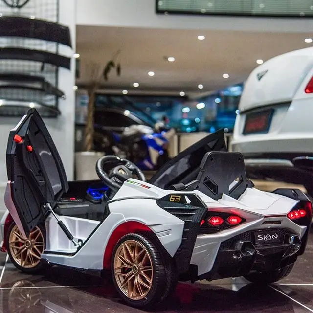 Licensed Lamborghini Veneno Ride on Car Kids Electric Two Seats Children Electric Ride on Car Oversized for Kids 12 Years Old — image 7