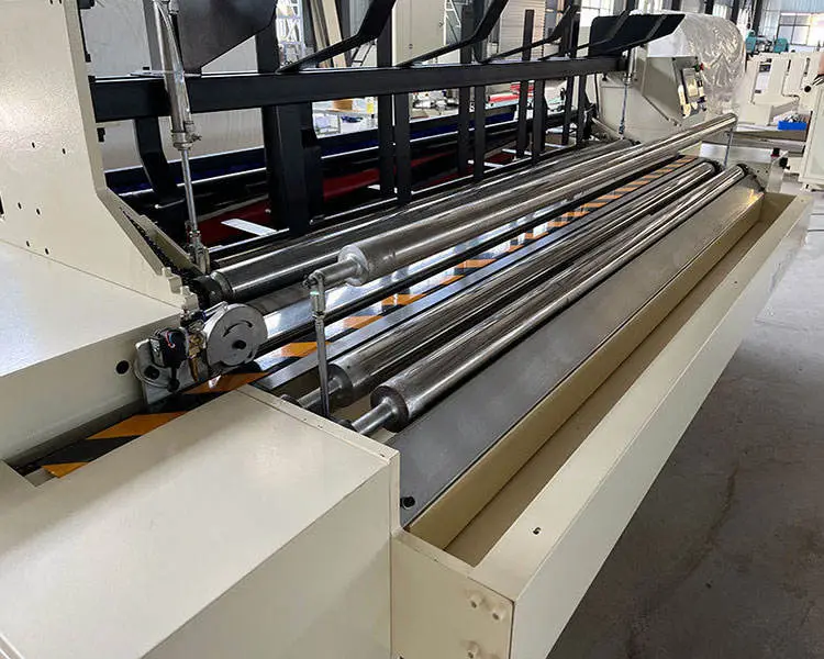 China Manufacturer Automatic Small Toilet Tissue Paper Roll Rewinding Converting Making Machine — view 6