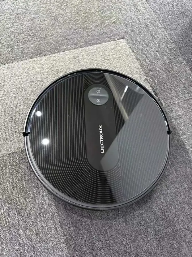 LIECTROUX C7 Robot Vacuum Cleaner Hot Selling Smart APP Control Cleaning Robot for Pet Hair and Carpets With Low Noise — image 2
