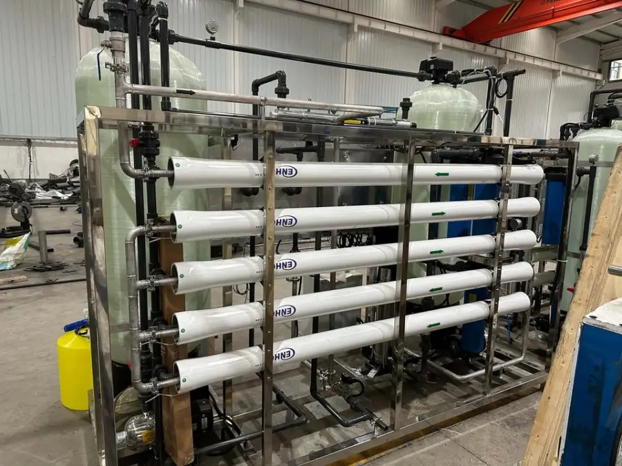 Commercial Pre-treatment RO System Pure Water Treatment Equipment with PLC Pump & Motor 1000L/Hour Capacity ISO9001 Cert — view 3
