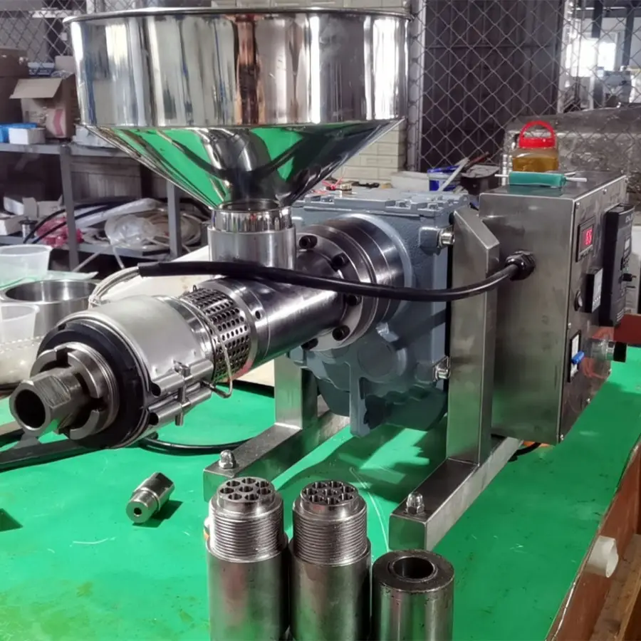Stainless Steel Mini Screw Moringa Sesame Seed Oil Press Machine Cold Pressed Oil Making Machine — view 6