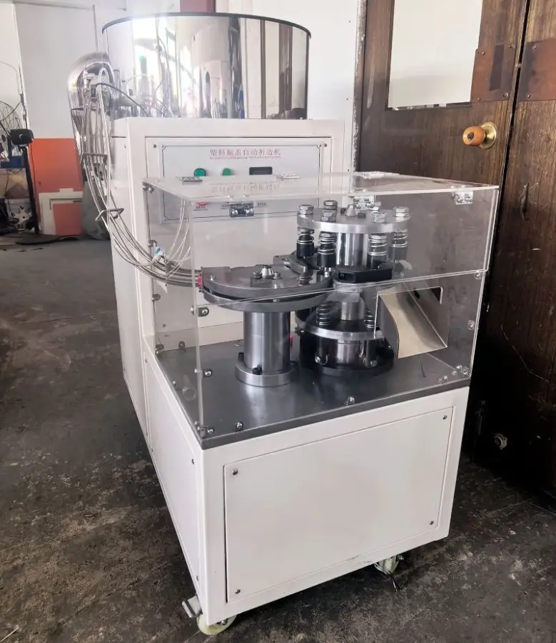 New Design Automatic Plastic PP PE Water Bottle Cap Folding Machine Bottle Lids Folding Machine — view 5