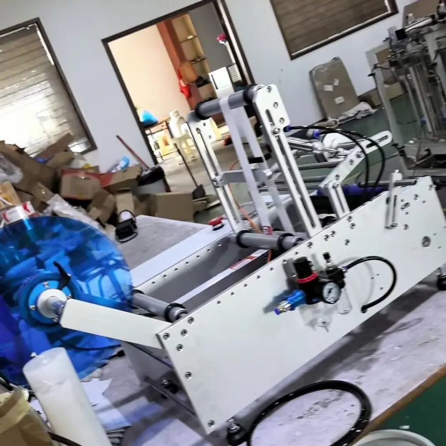 Semi Automatic Sticker Label Applicator Small Desktop Round Bottle Packaging Labeling Machine — view 4