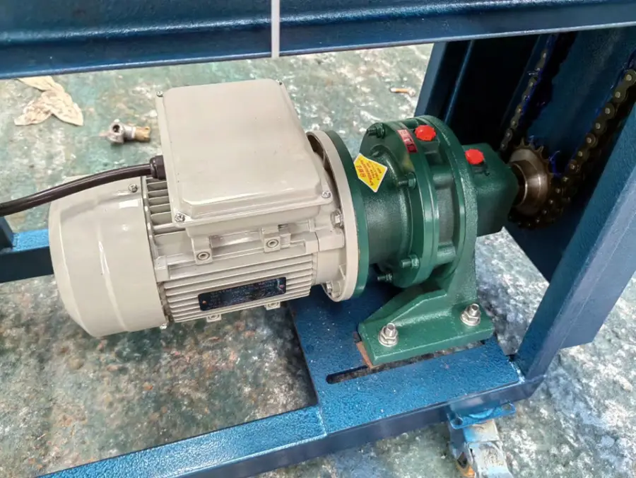 Corrosion Resistant Pugmill Clay Pottery Extruder Pug Mill Clay Vaccum Extruder Mud Mixer Machine — view 5