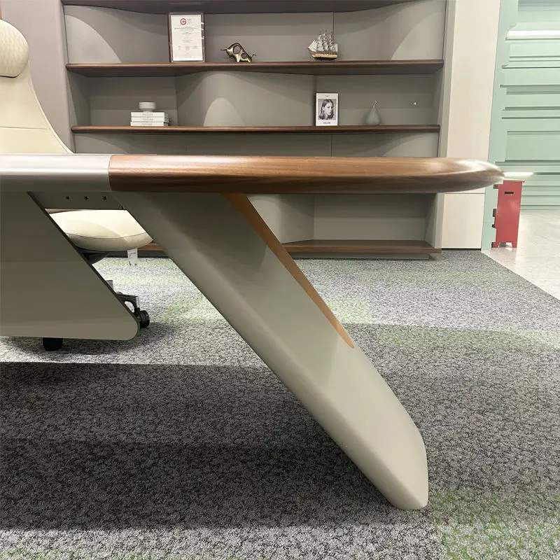 Luxury Wooden Panel Modular Office Desk for CEO/Boss Modern Design Large Size Commercial Use — image 4