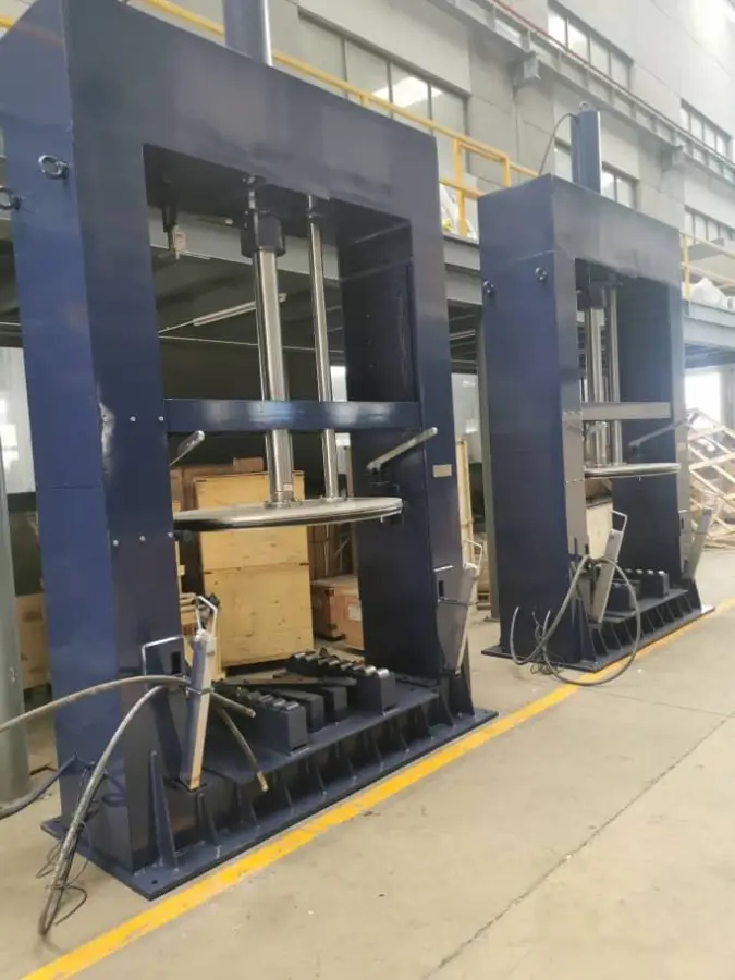 Industrial Hydraulic Pressing Machine Adhesive Discharging Machine — image 2